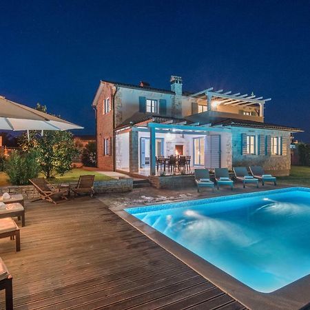Villas Adagio Rojnići エクステリア 写真