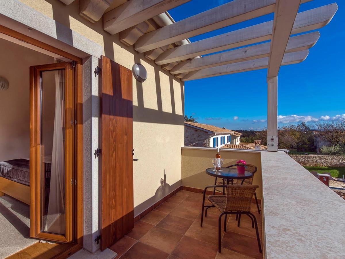 Villas Adagio Rojnići エクステリア 写真