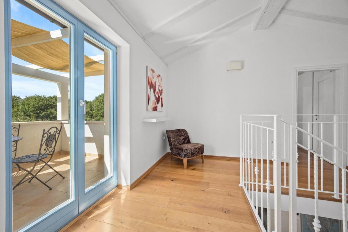 Villas Adagio Rojnići エクステリア 写真