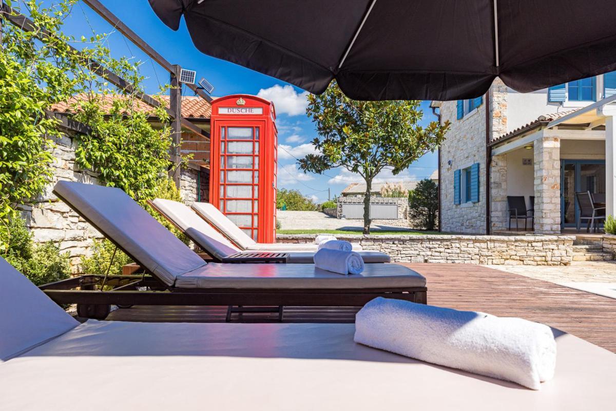 Villas Adagio Rojnići エクステリア 写真