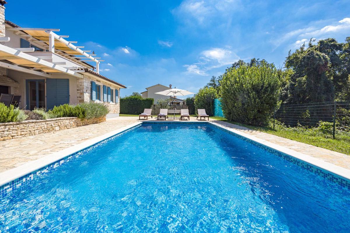 Villas Adagio Rojnići エクステリア 写真